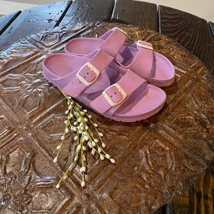 Rubber Birkenstock’s